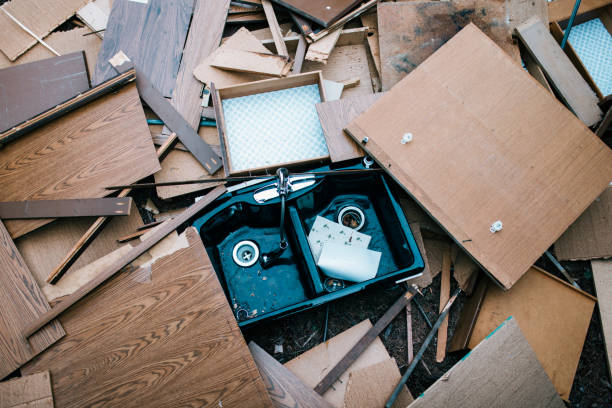 Best Scrap Metal Removal  in East Grand Forks, MN