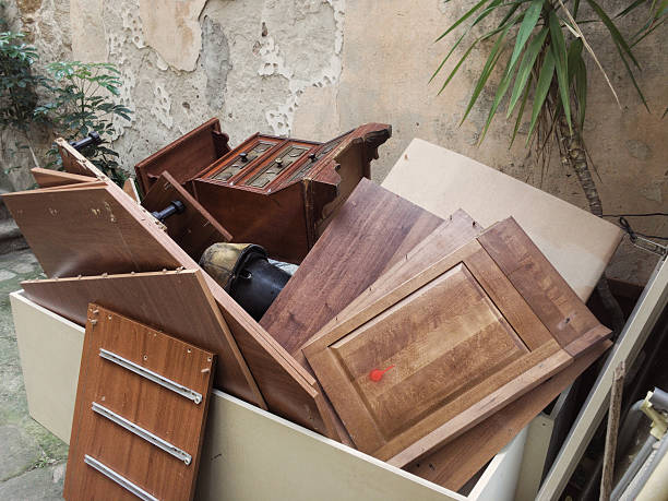 Best Carpet Removal and Disposal  in East Grand Forks, MN